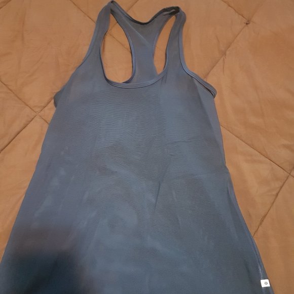 Lululemon *Lab* Mesh Tank - RARE - Picture 2 of 6